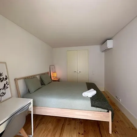 Kwatera prywatna Luxuoso Quarto Com Banheiro Privativo No Centro De *